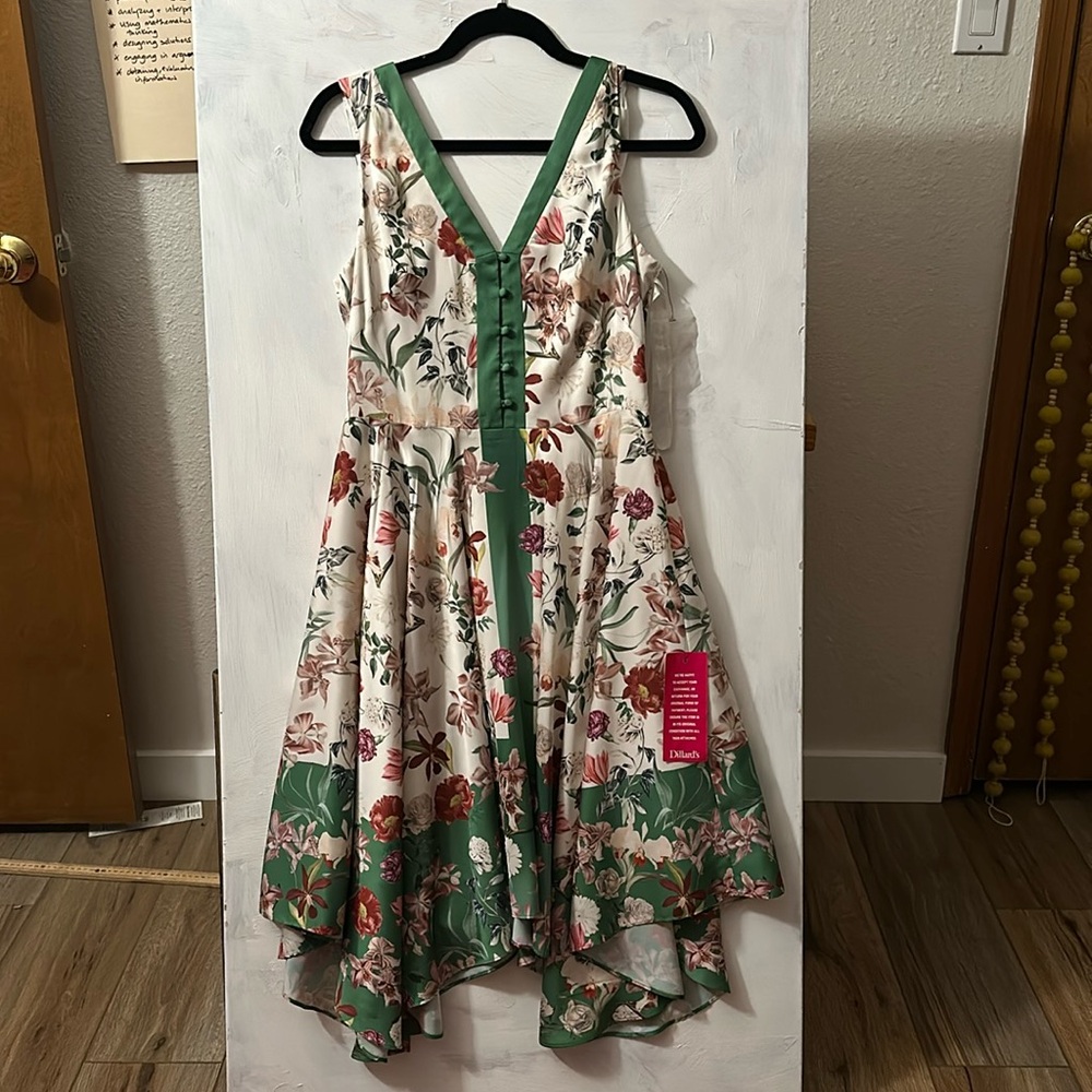 Cocktail dress floral midi - Maggy London